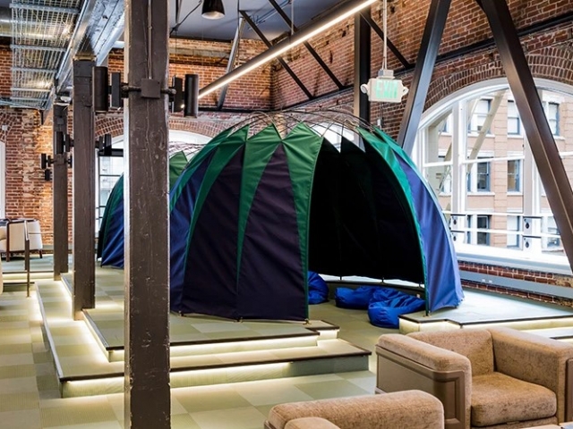 LOUNGE FLOOR - WW - 149 NMS