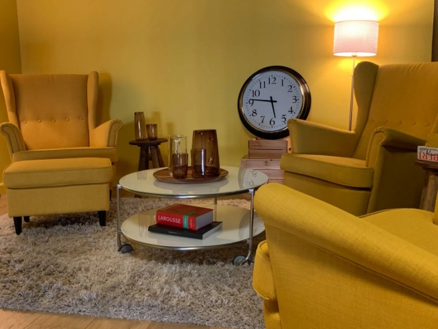 MEETING ROOM - RK MEETING ROOM - RK